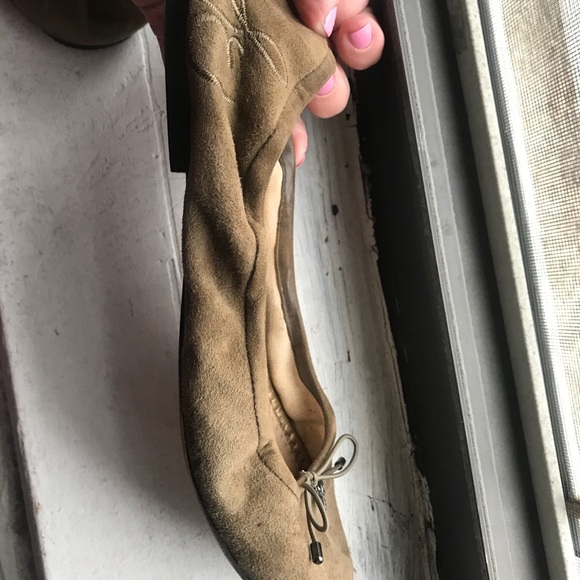 Sam Edelman Felicia olive green ballet flats. - Picture 5 of 7